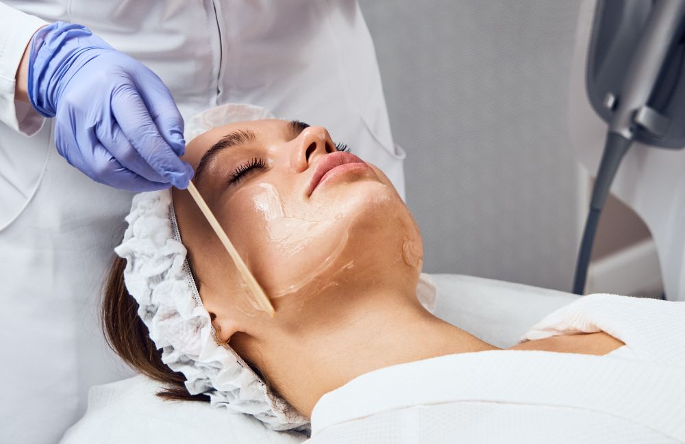 skin-resurfacing-facial-procedure Side-by-side comparison of a woman's neck before and after platysmal band injections.