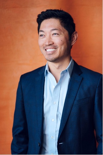 Picture 1 Dr. Wang - Metropolis Dermatology Los Angeles