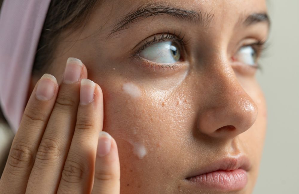 Close-up of a woman's neck showing visible platysmal bands before treatment.